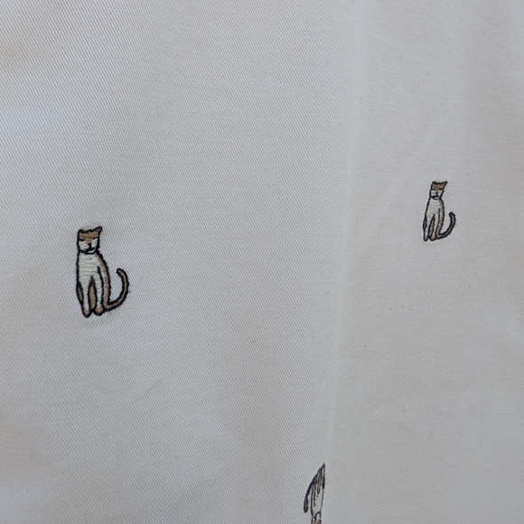 2/$20 Talbots Cream Khaki Pants with Cat Motif - Picture 3 of 7